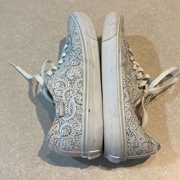 VANS Women’s Paisley Print Sneakers - Picture 4 of 7